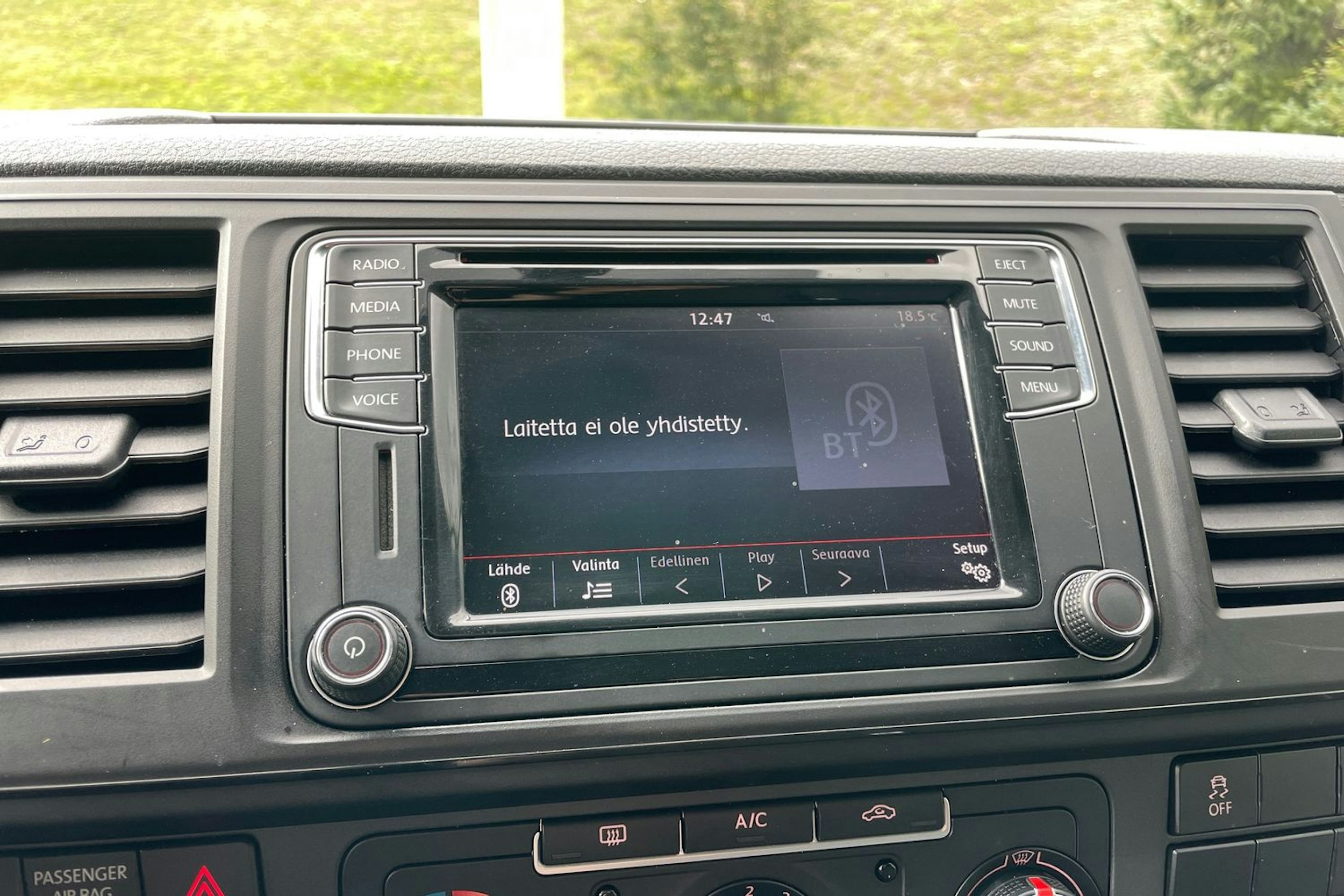Musta Volkswagen TRANSPORTER 2017 kuva 11.
