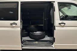 Valkoinen Volkswagen TRANSPORTER 2017 kuva 19.