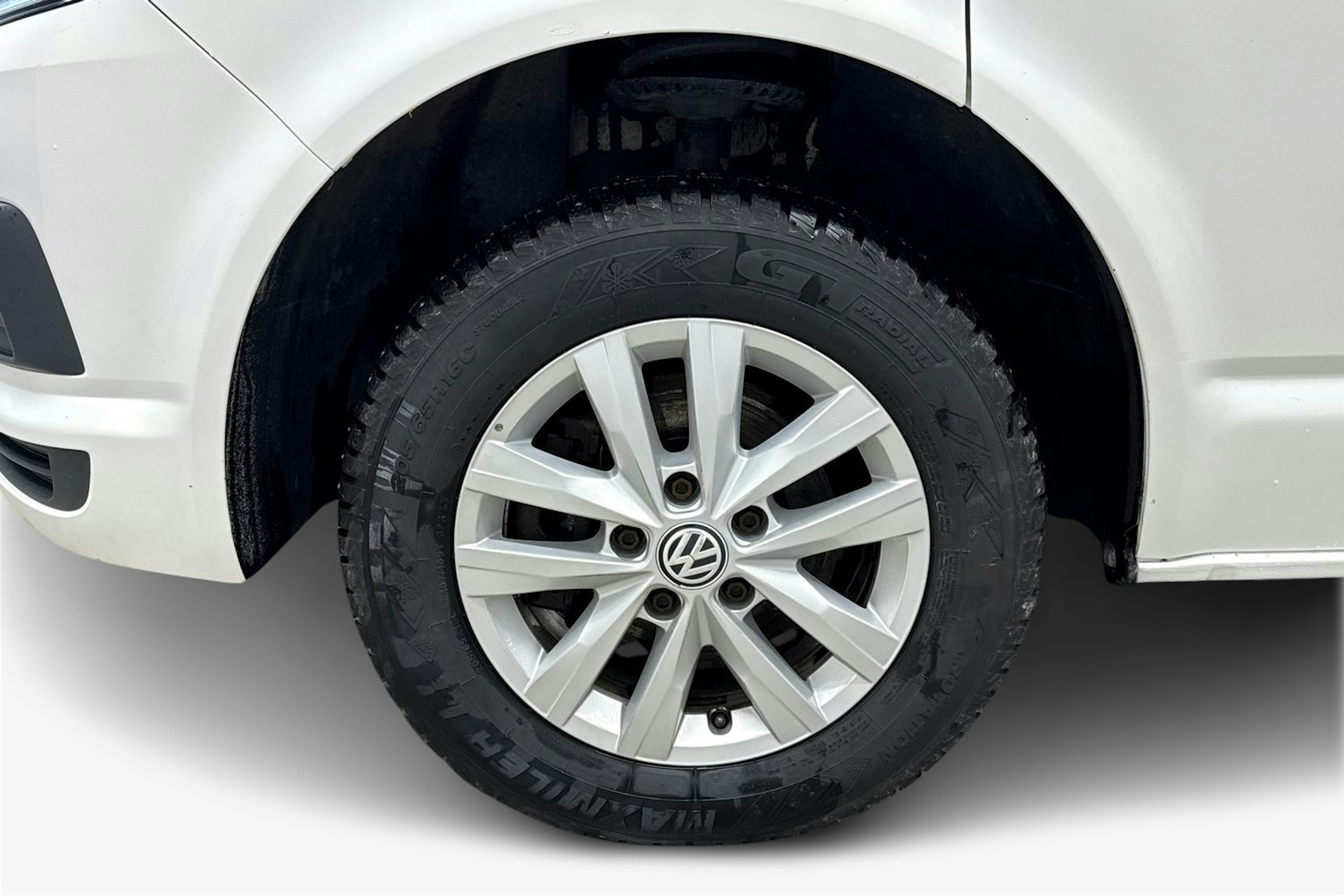 valkoinen Volkswagen Transporter 2017 kuva 9.