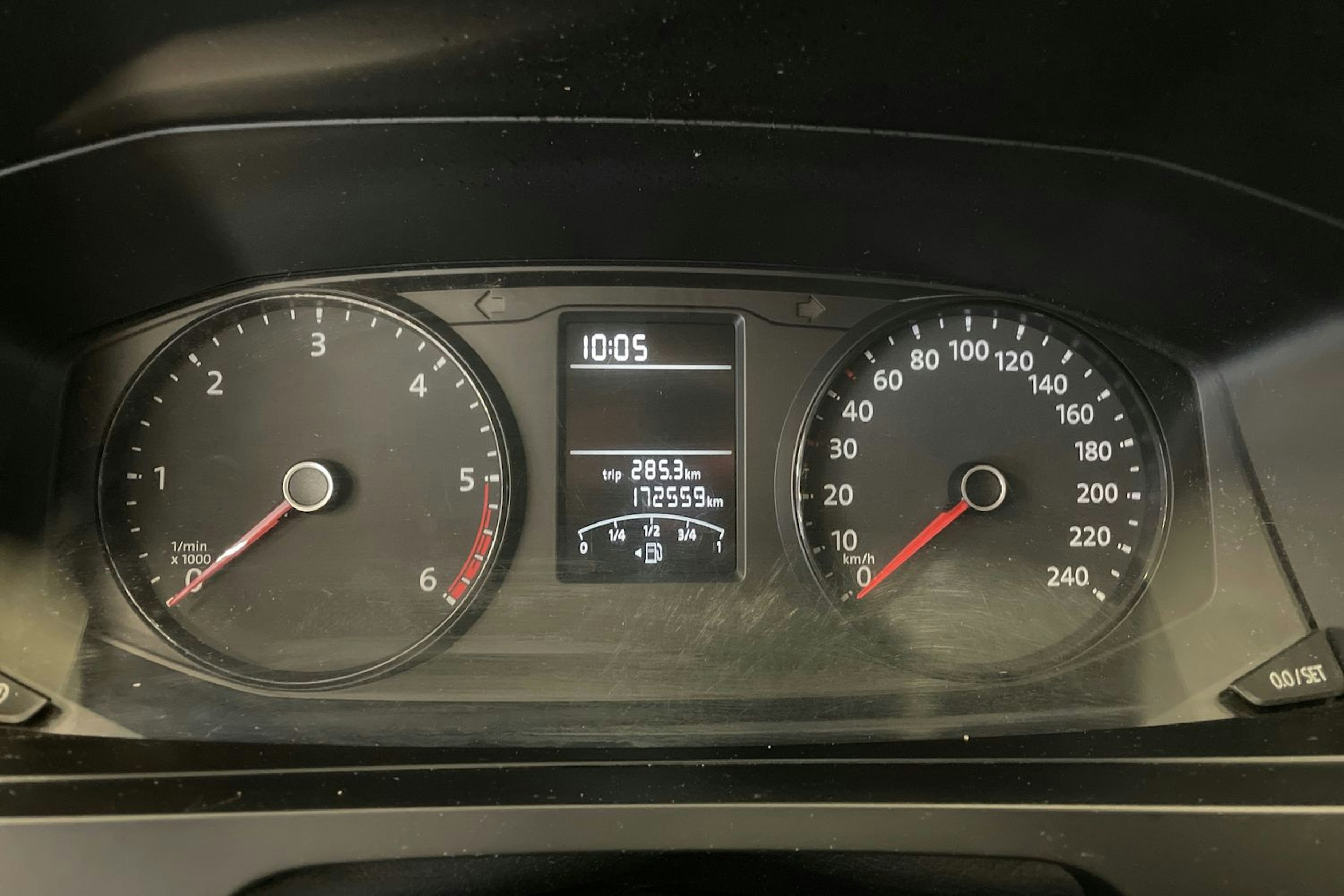musta Volkswagen Transporter 2017 kuva 9.