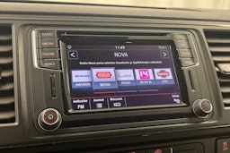 ruskea (beige) Volkswagen Transporter 2017 kuva 26.