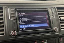 ruskea (beige) Volkswagen Transporter 2017 kuva 27.