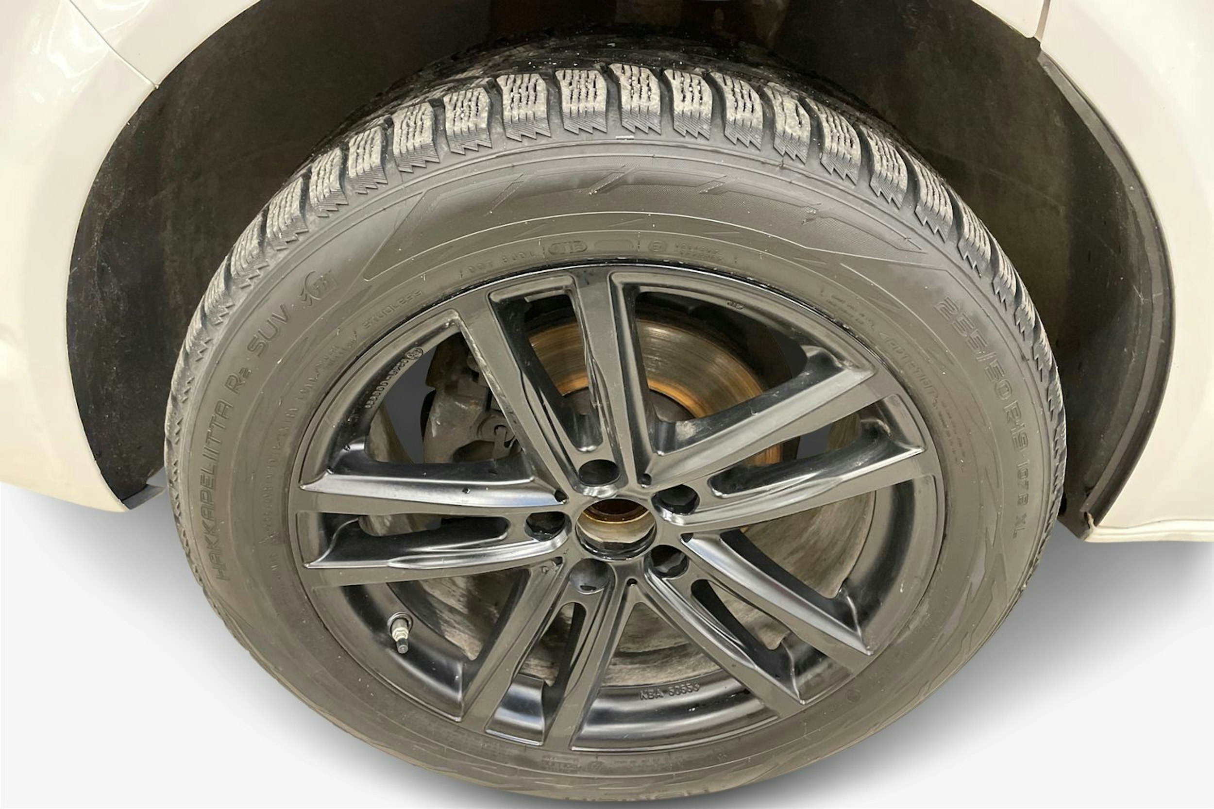 valkoinen Volkswagen Transporter 2018 kuva 12.