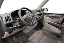 valkoinen Volkswagen Transporter 2017 kuva 3.