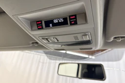 musta Volkswagen Transporter 2017 kuva 23.