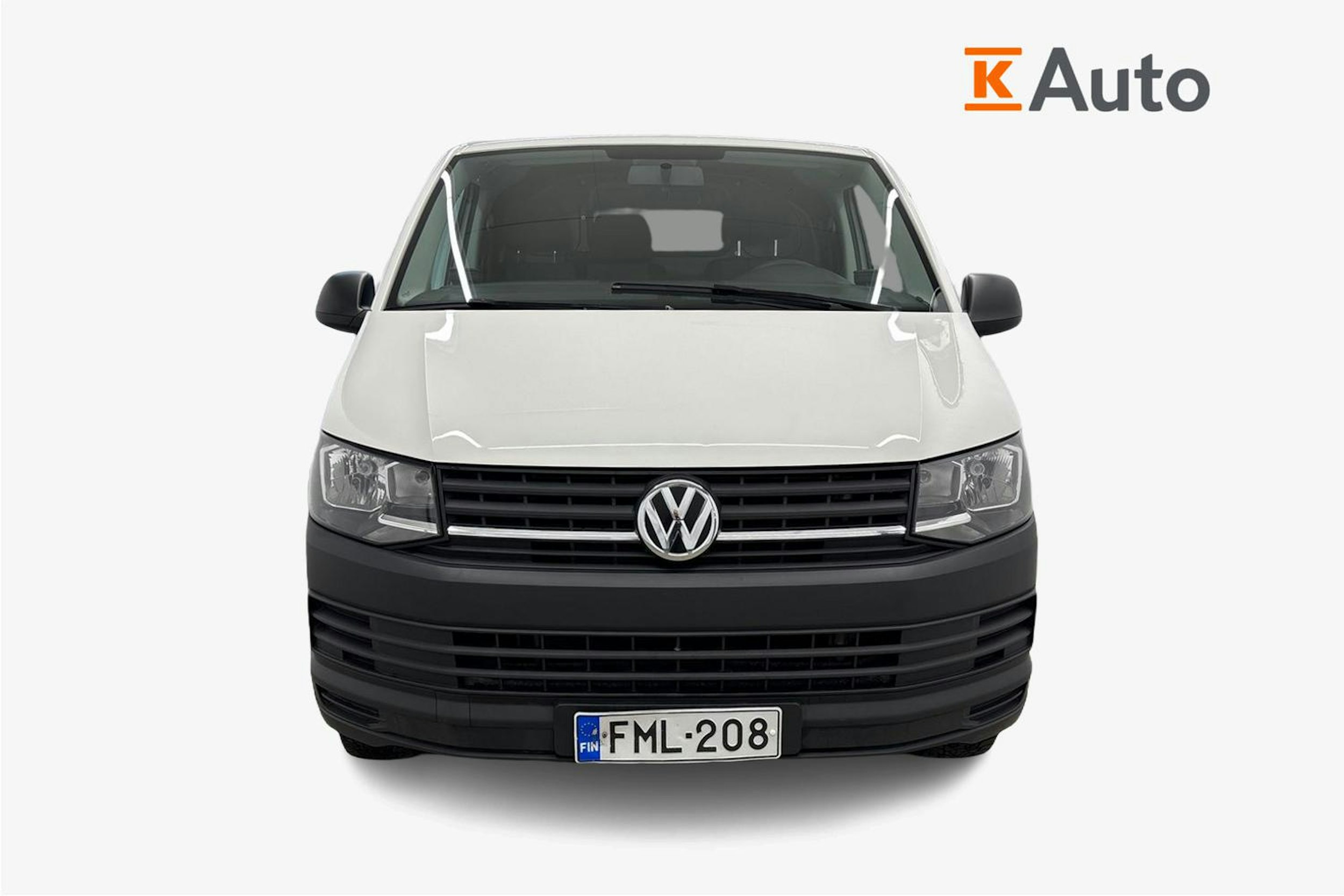 Valkoinen Volkswagen Transporter 2017 kuva 5.