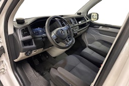 valkoinen Volkswagen Transporter 2017 kuva 3.
