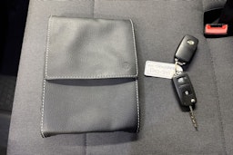 valkoinen Volkswagen Transporter 2017 kuva 23.