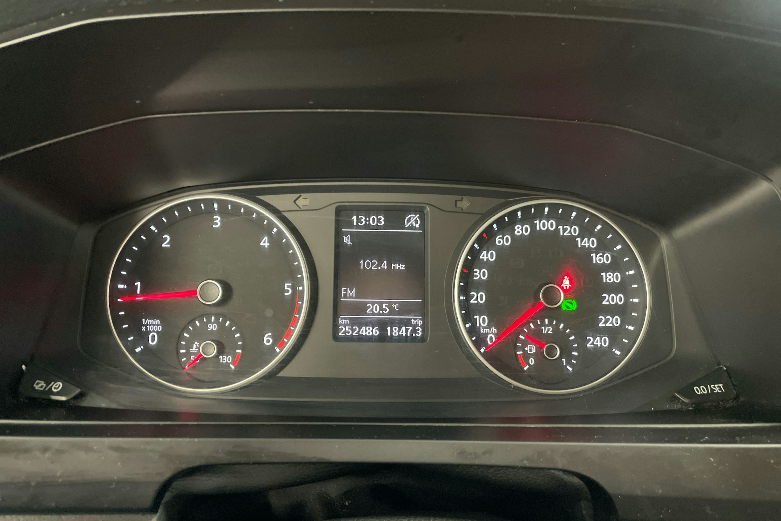 musta Volkswagen Transporter 2017 kuva 11.