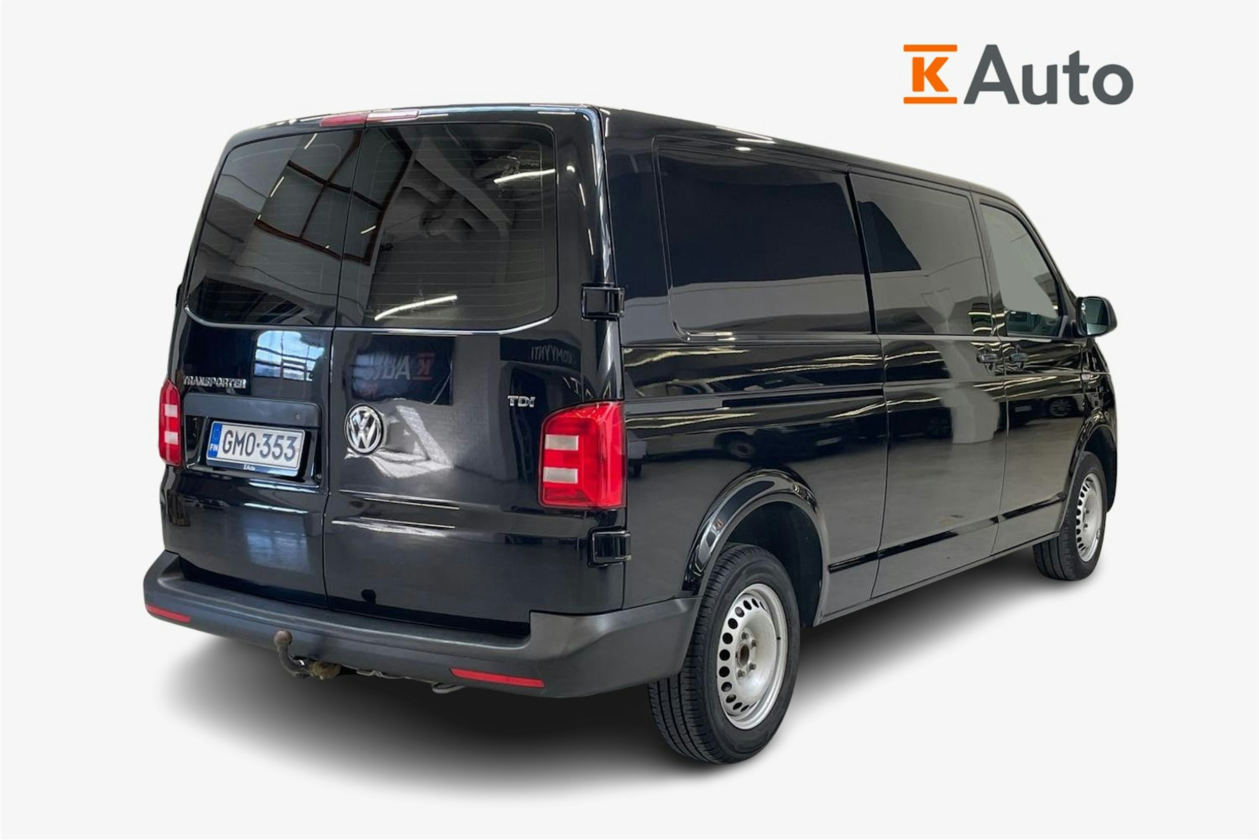 musta Volkswagen Transporter 2017 kuva 2.