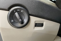 musta Volkswagen Transporter 2017 kuva 22.