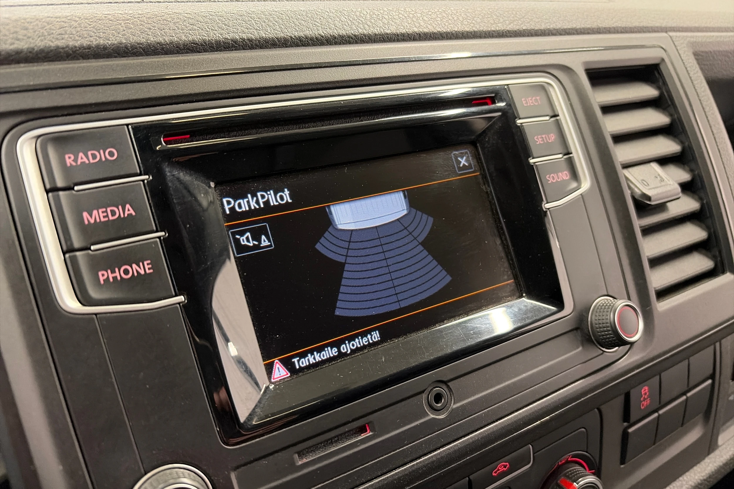 musta Volkswagen Transporter 2017 kuva 17.