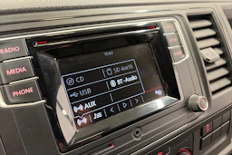 musta Volkswagen Transporter 2017 kuva 18.