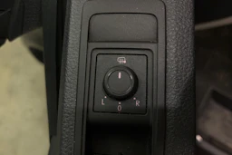 musta Volkswagen Transporter 2017 kuva 20.