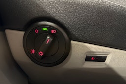 harmaa Volkswagen Transporter 2017 kuva 18.