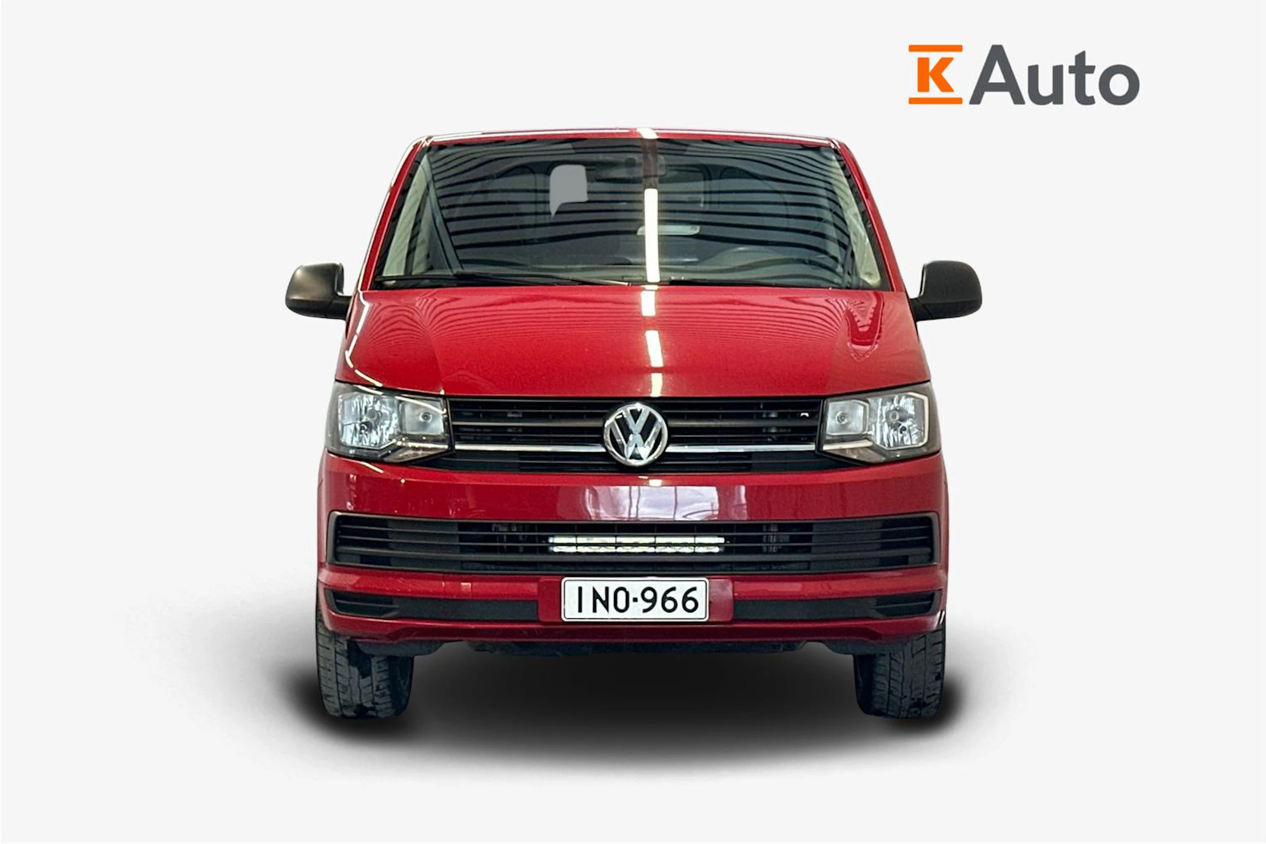punainen Volkswagen Transporter 2017 kuva 5.