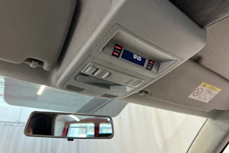 punainen Volkswagen Transporter 2017 kuva 21.
