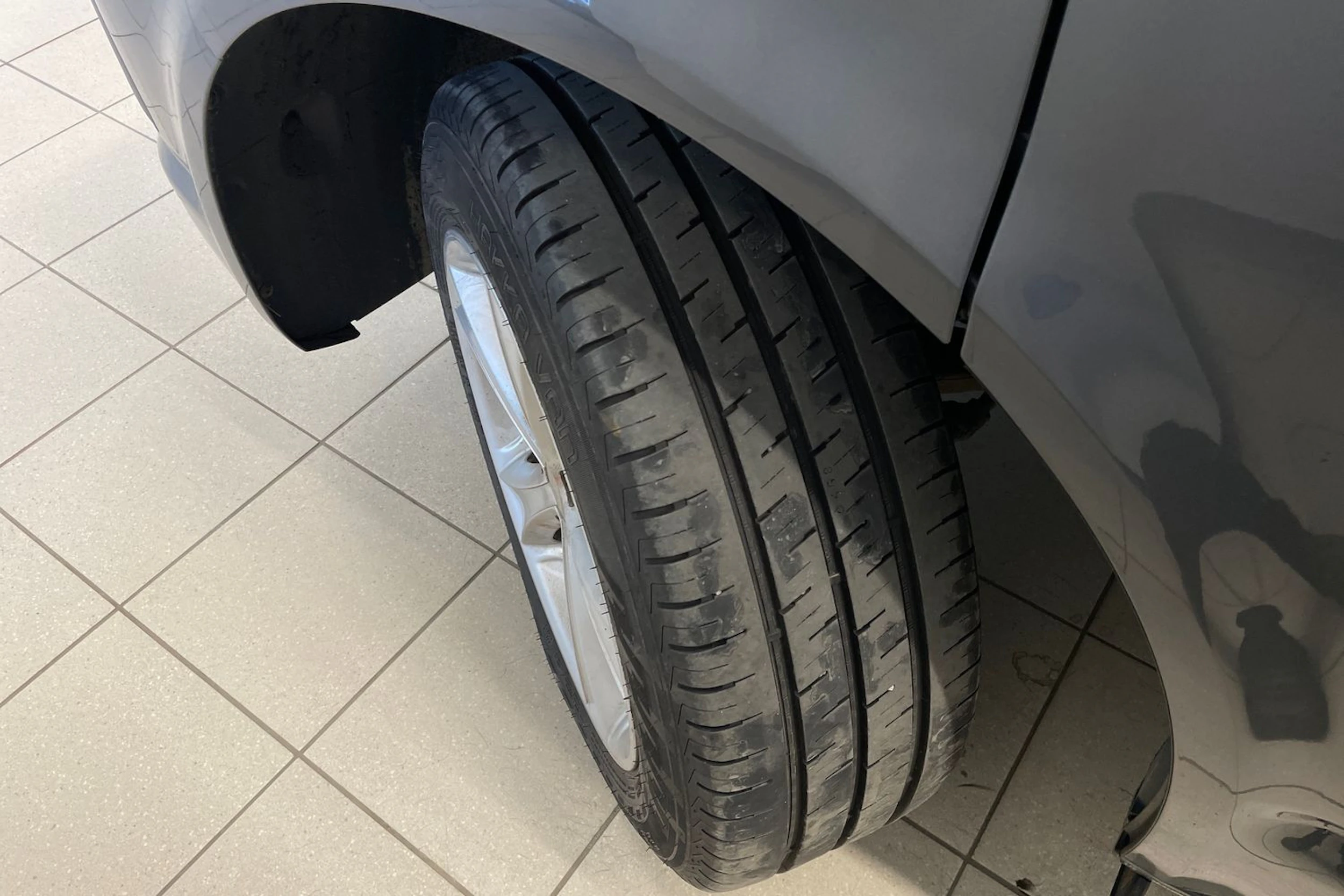 Harmaa Volkswagen TRANSPORTER 2018 kuva 13.