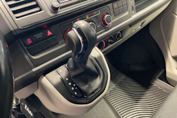 Harmaa Volkswagen TRANSPORTER 2018 kuva 19.