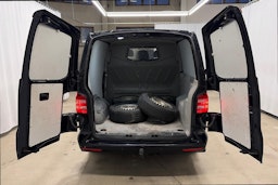 met. musta Volkswagen Transporter 2017 kuva 11.