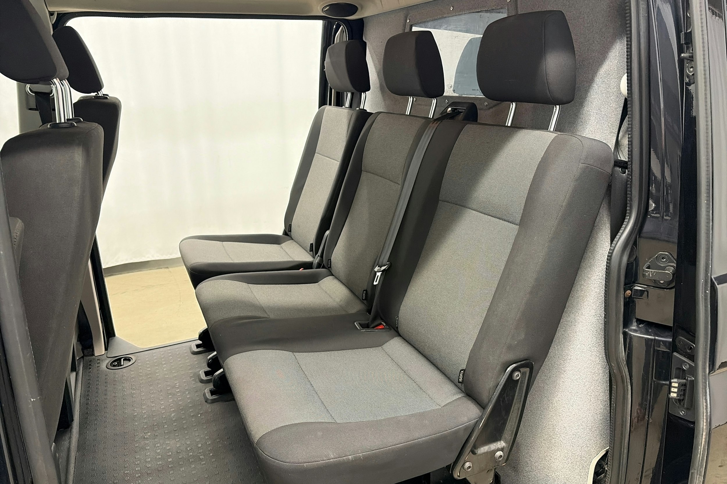 met. musta Volkswagen Transporter 2017 kuva 15.