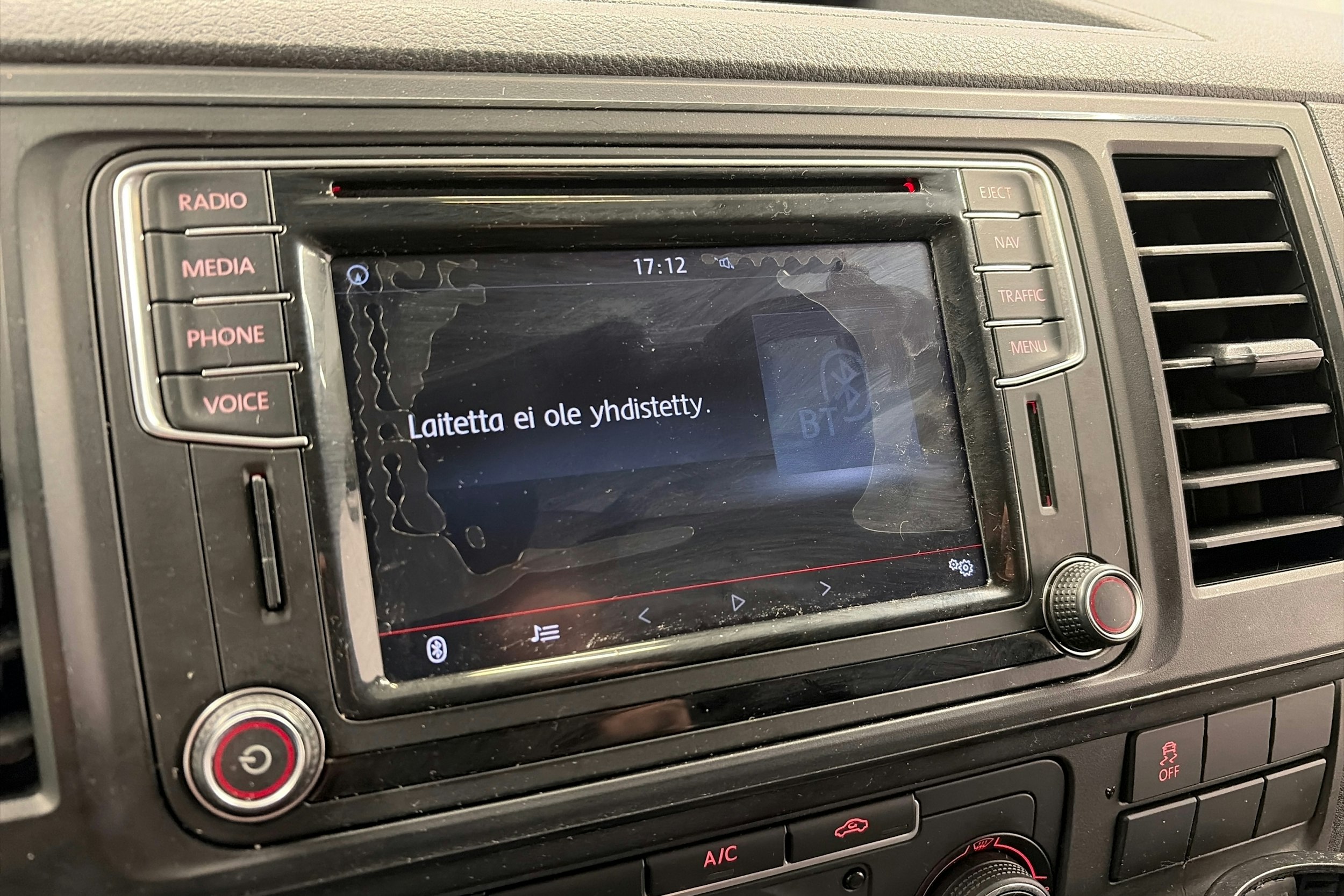 met. musta Volkswagen Transporter 2017 kuva 21.