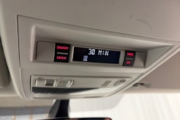 met. musta Volkswagen Transporter 2017 kuva 24.