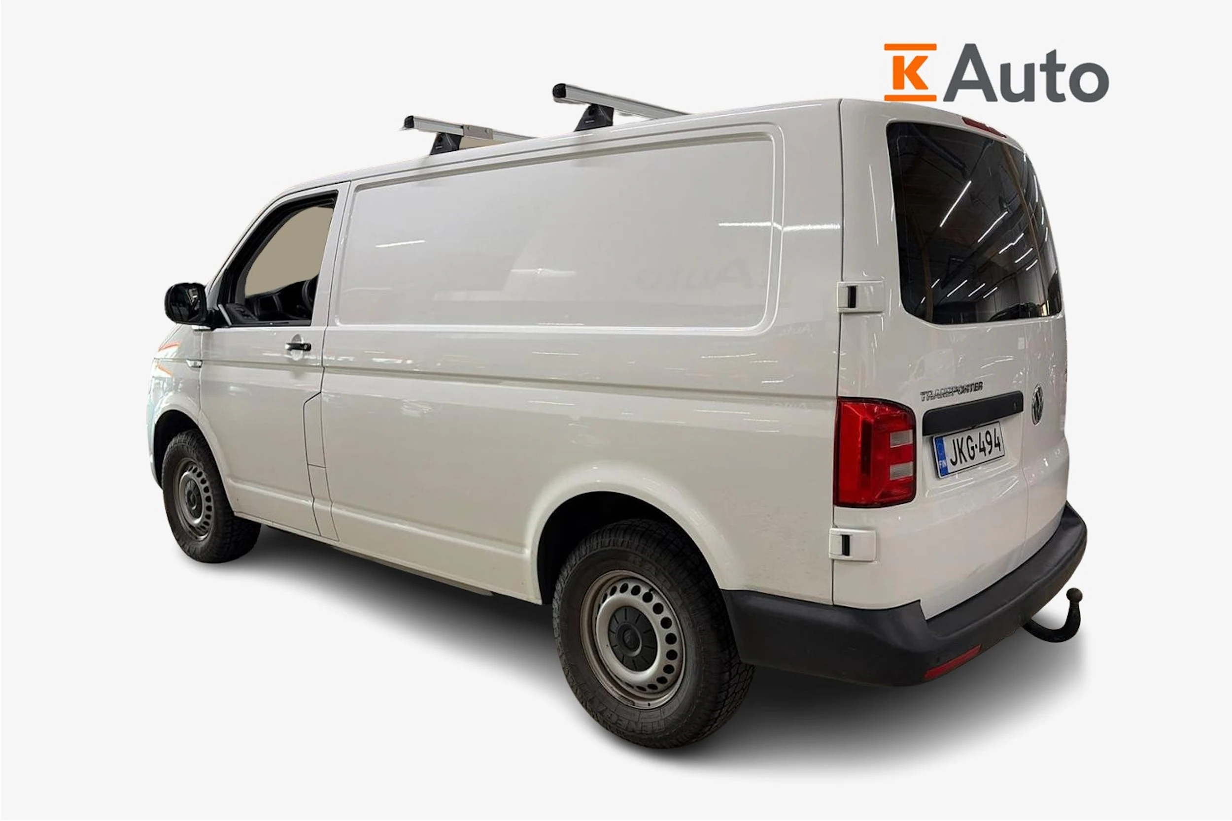 valkoinen Volkswagen Transporter 2017 kuva 2.