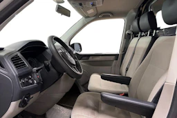 valkoinen Volkswagen Transporter 2017 kuva 3.