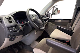valkoinen Volkswagen Transporter 2017 kuva 3.