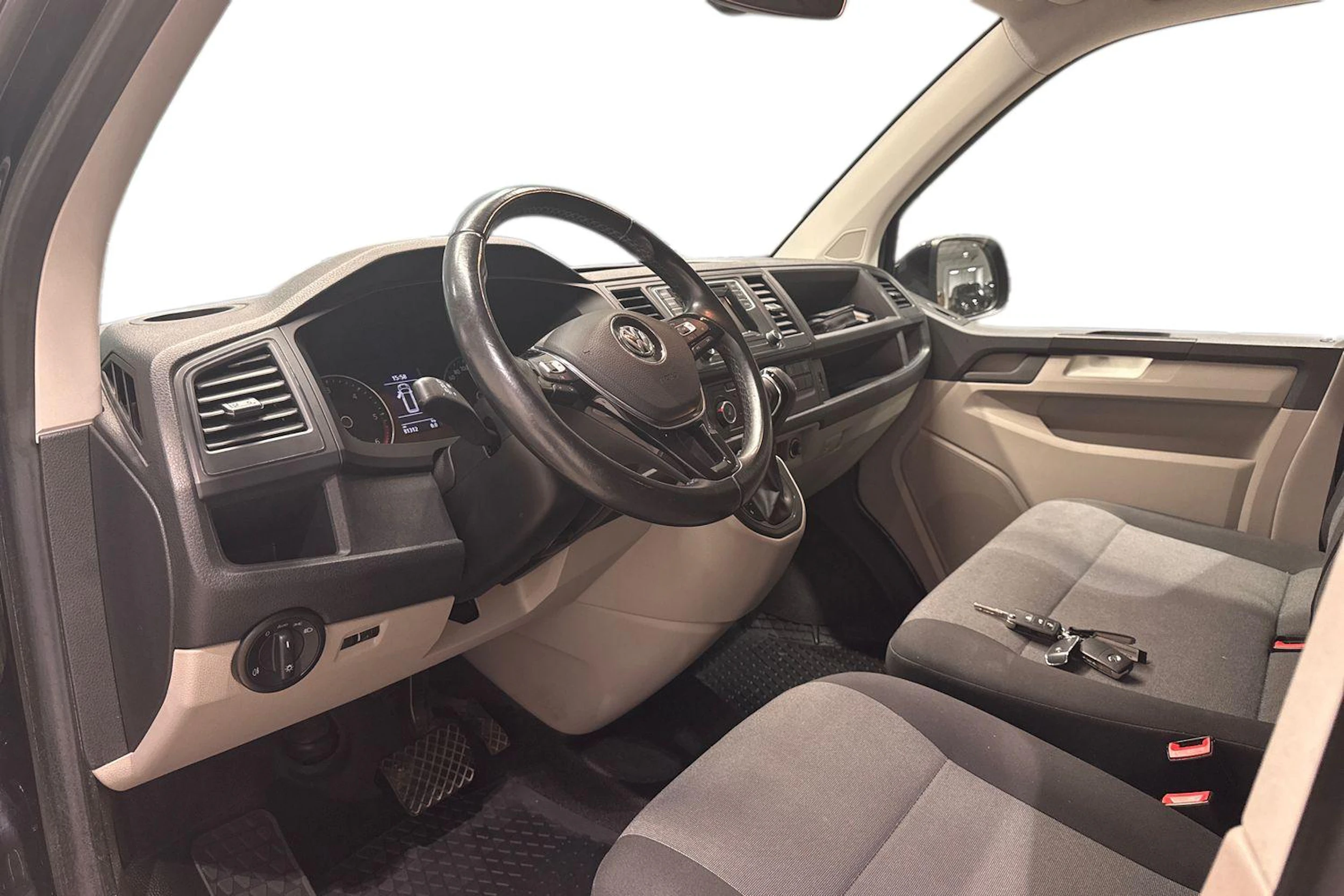 musta Volkswagen Transporter 2017 kuva 8.