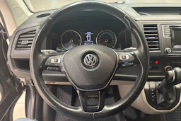musta Volkswagen Transporter 2017 kuva 19.