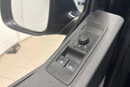 musta Volkswagen Transporter 2017 kuva 24.