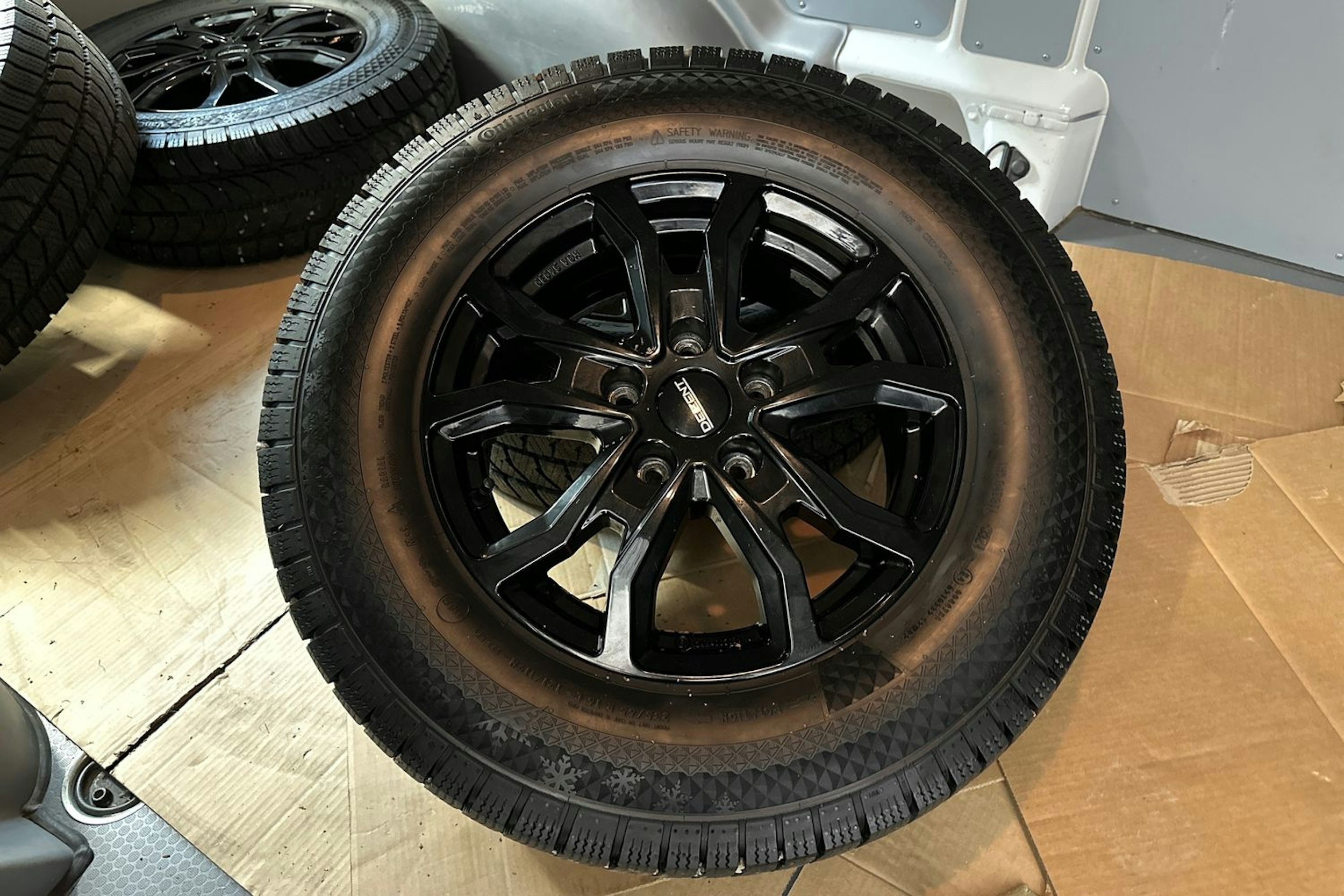 Valkoinen Volkswagen TRANSPORTER 2017 kuva 13.