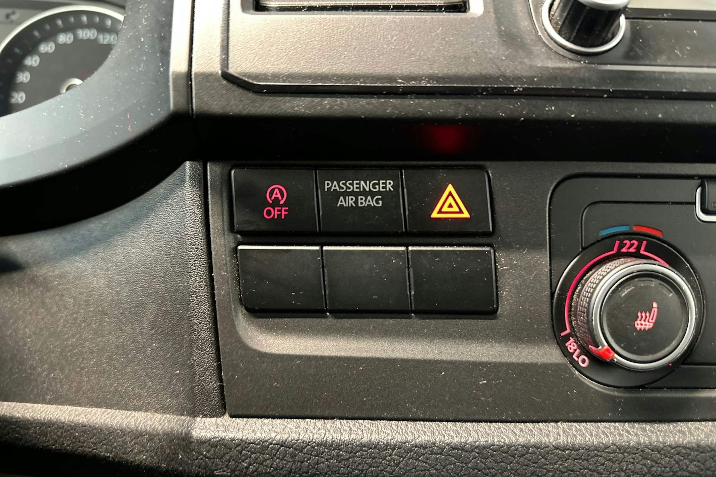 Valkoinen Volkswagen TRANSPORTER 2017 kuva 22.