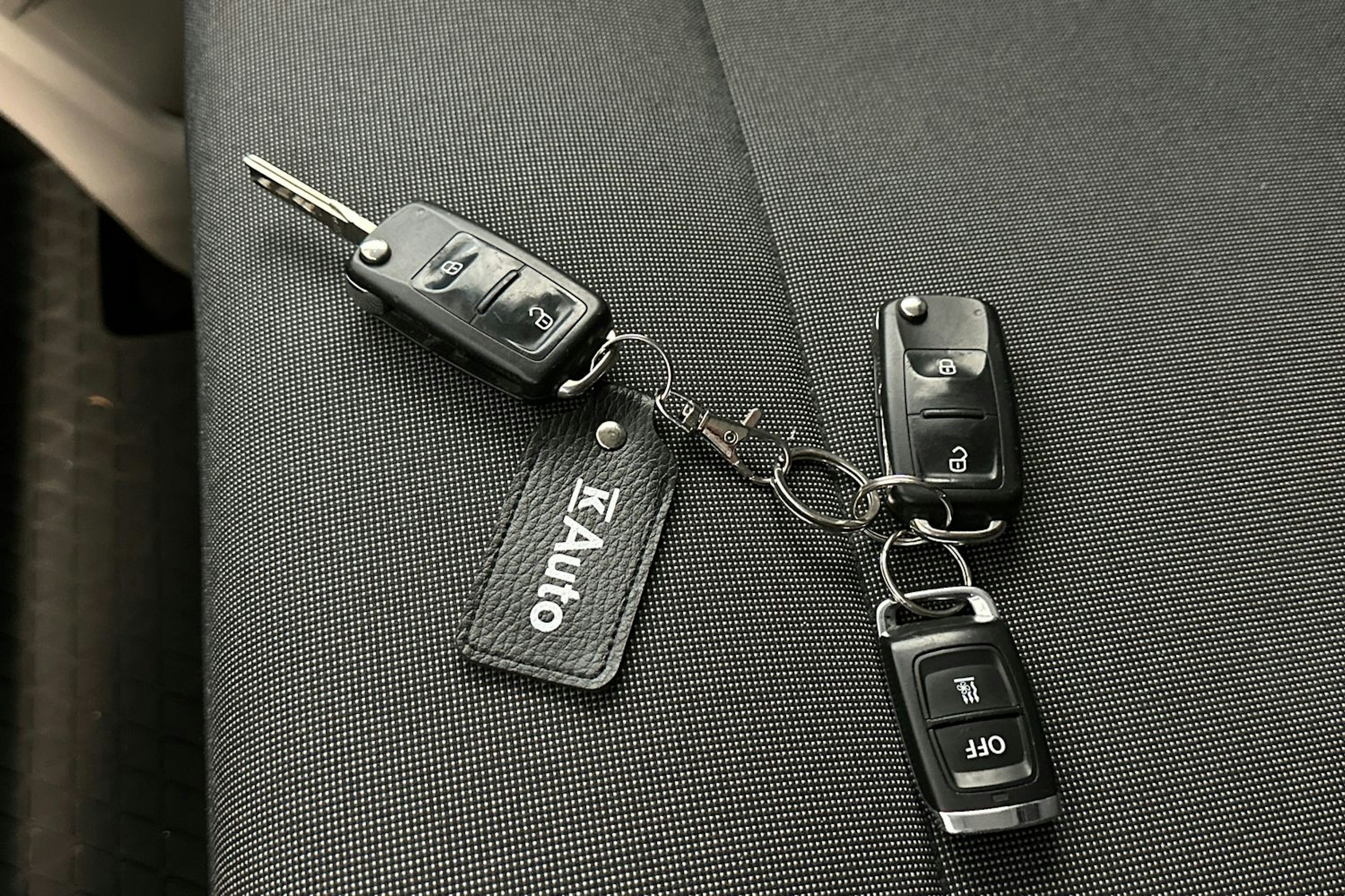 Valkoinen Volkswagen TRANSPORTER 2017 kuva 24.