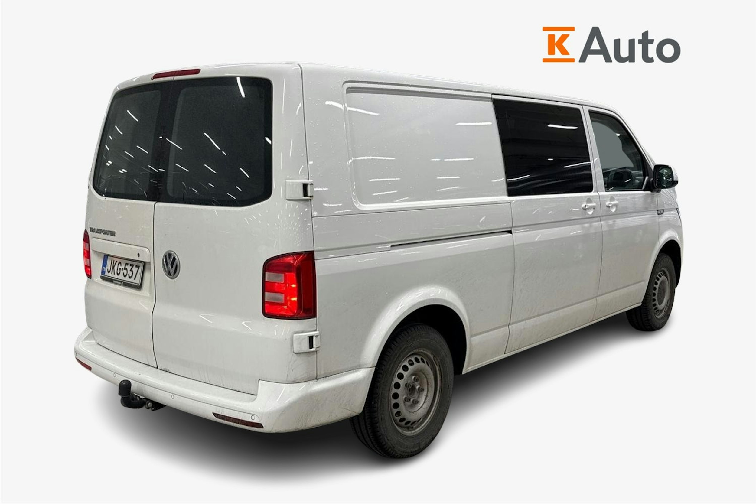 valkoinen Volkswagen Transporter 2017 kuva 2.