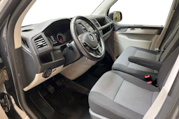 harmaa Volkswagen Transporter 2017 kuva 8.