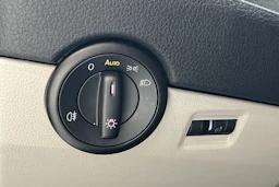 harmaa Volkswagen Transporter 2017 kuva 21.