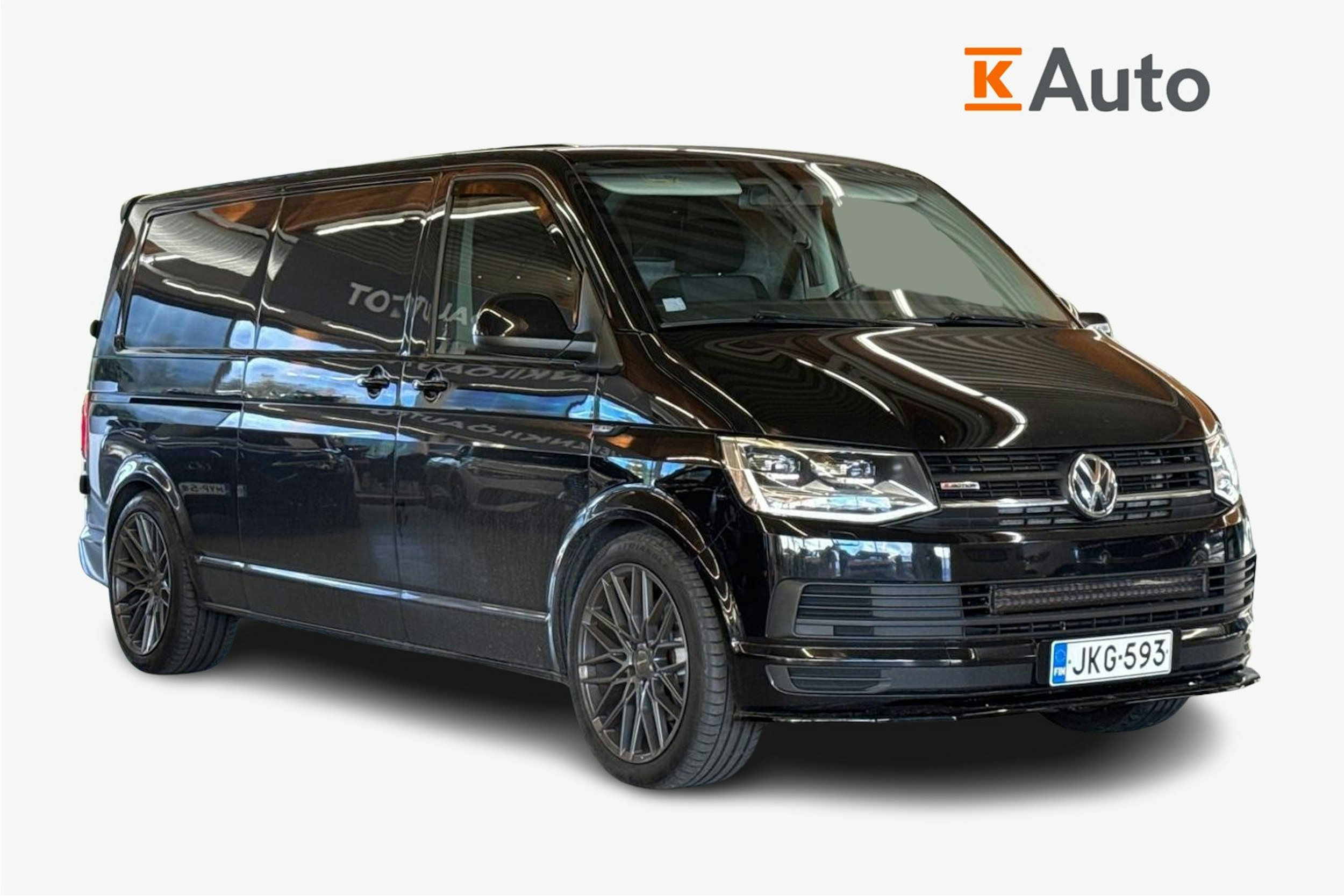 musta Volkswagen Transporter 2017 kuva 1.