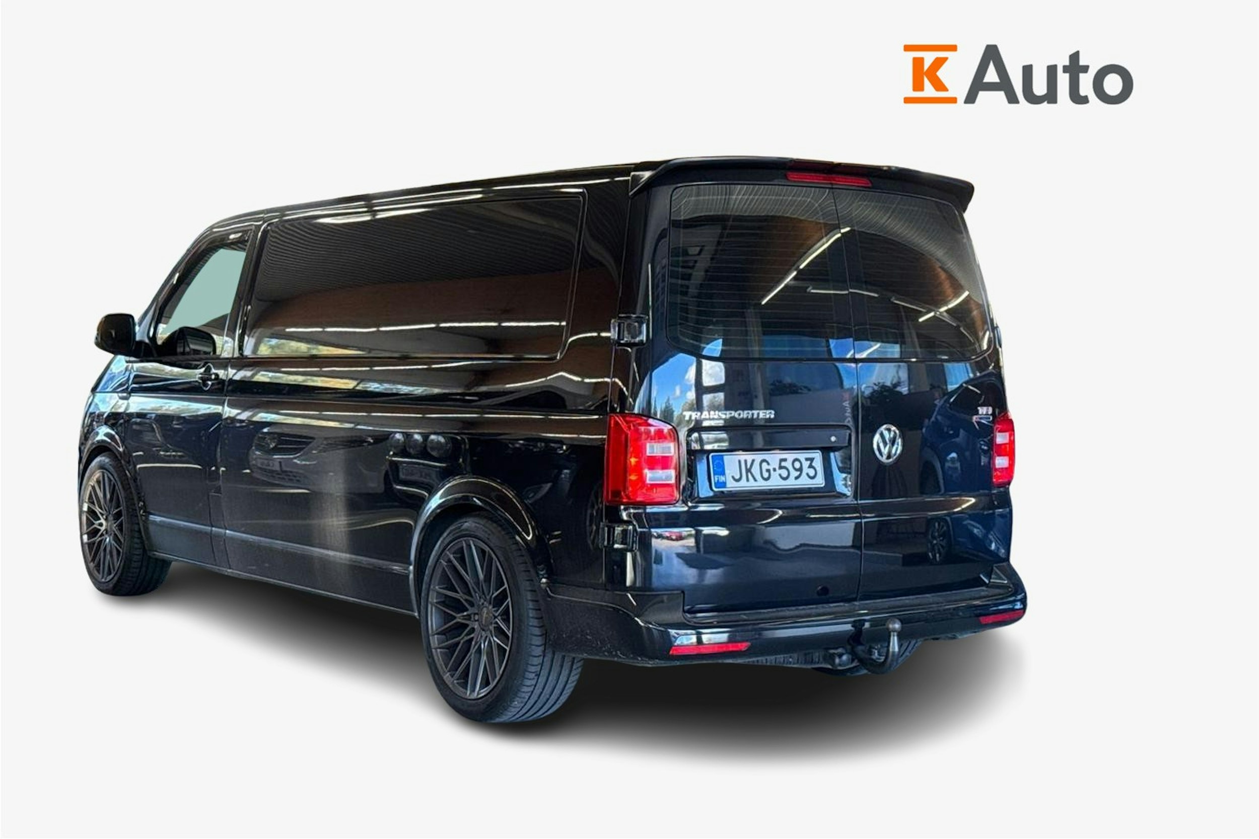 musta Volkswagen Transporter 2017 kuva 2.