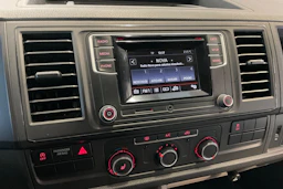 Valkoinen Volkswagen TRANSPORTER 2017 kuva 12.