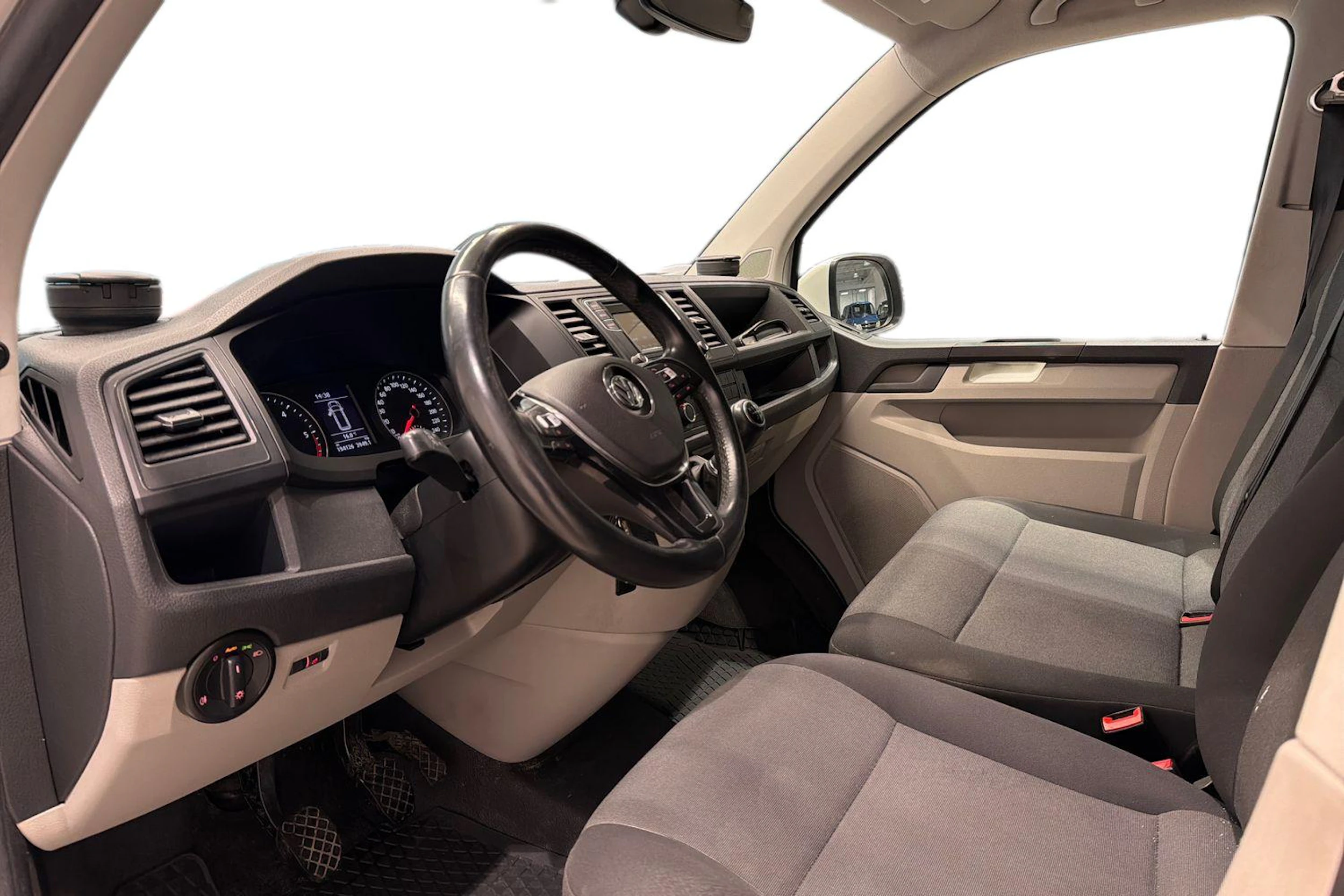 Valkoinen Volkswagen TRANSPORTER 2017 kuva 8.