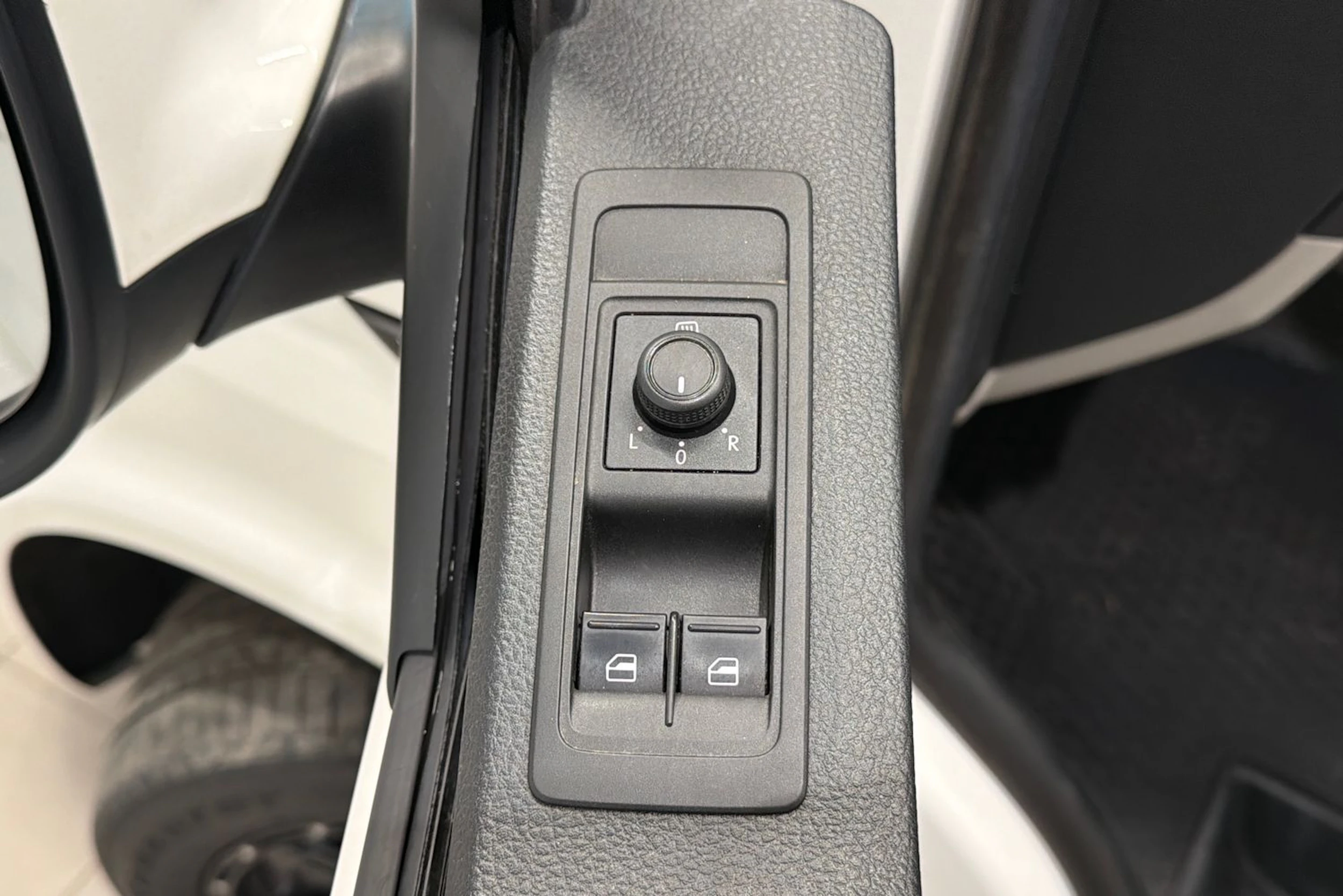 Valkoinen Volkswagen TRANSPORTER 2017 kuva 15.