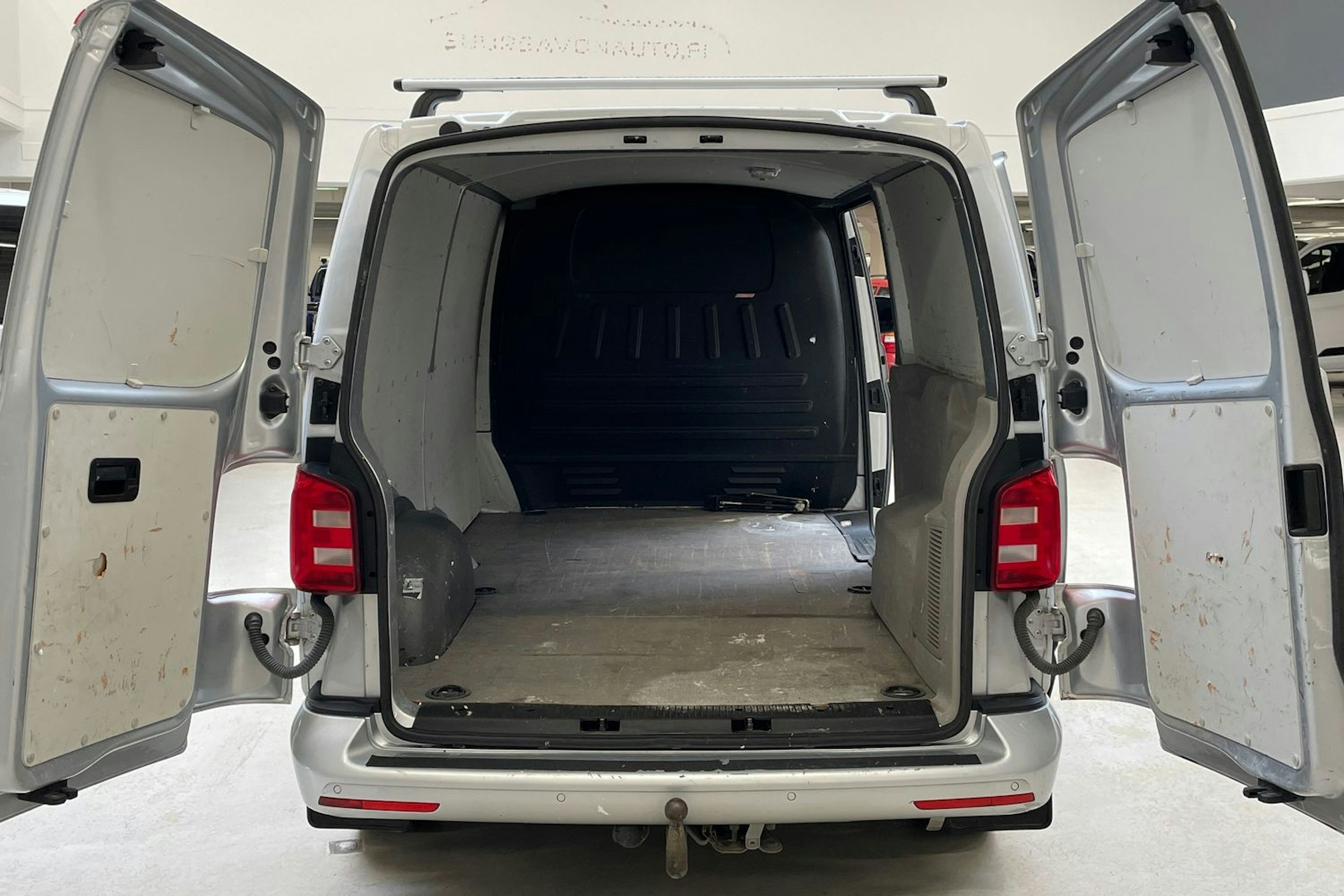 hopea Volkswagen Transporter 2017 kuva 14.