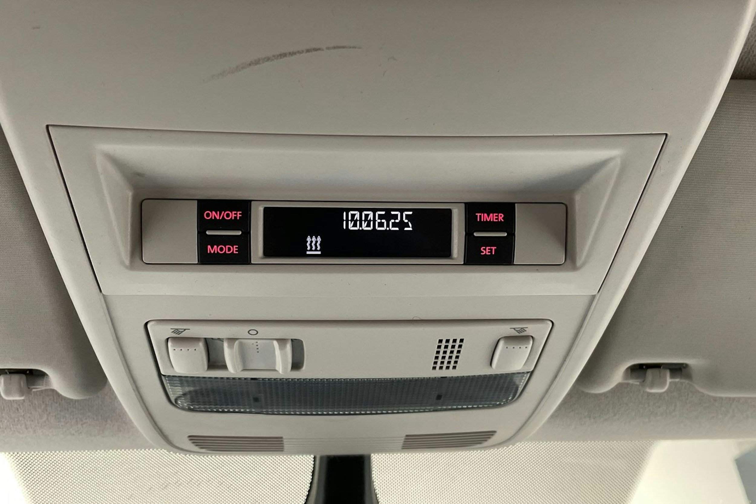 hopea Volkswagen Transporter 2017 kuva 22.