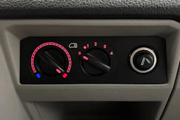 musta Volkswagen Transporter 2017 kuva 24.