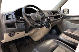 valkoinen Volkswagen Transporter 2017 kuva 8.