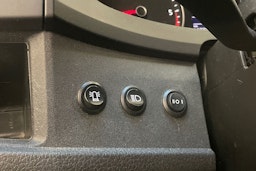 valkoinen Volkswagen Transporter 2017 kuva 24.