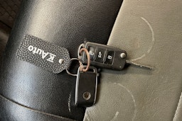 valkoinen Volkswagen Transporter 2017 kuva 25.